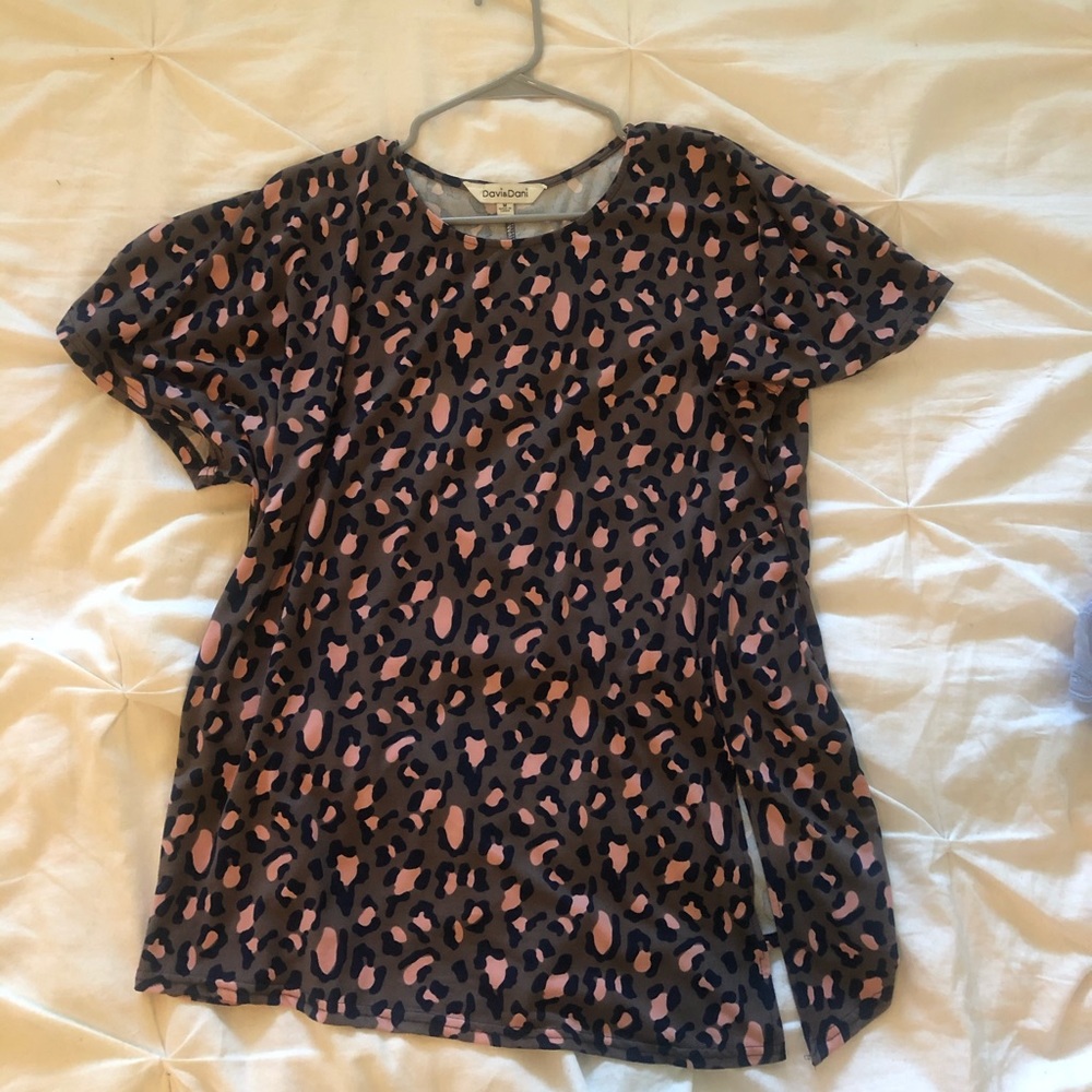 Oversized Leopard Print Tee